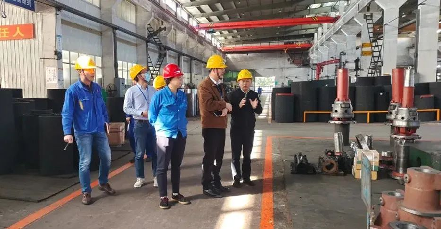 電滾筒公司順利通過礦用隔爆型電動滾筒安全標志監督審核.png 電滾筒公司順利通過礦用隔爆型電動滾筒安全標志監督審核.png